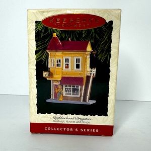 Hallmark Keepsakes Nostalgic Houses & Shops Christmas Village Drugstore Ornament
